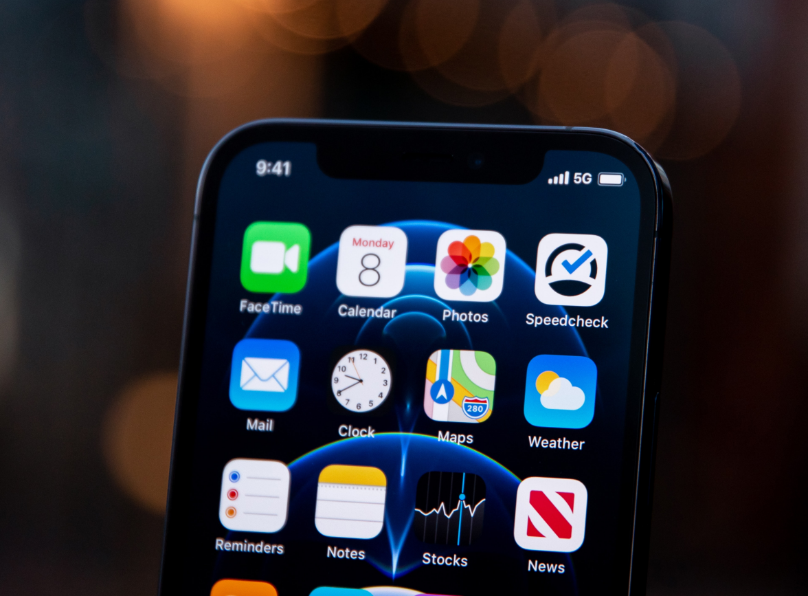 阜平苹果手机维修分享为什么 iPhone 12 在冬季会自动关机 