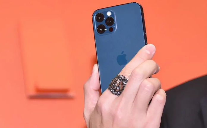 阜平苹果手机维修分享iPhone12系列重启方法教程 